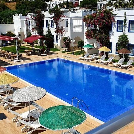 Paradise Apart Hotel Битез Екстериор снимка