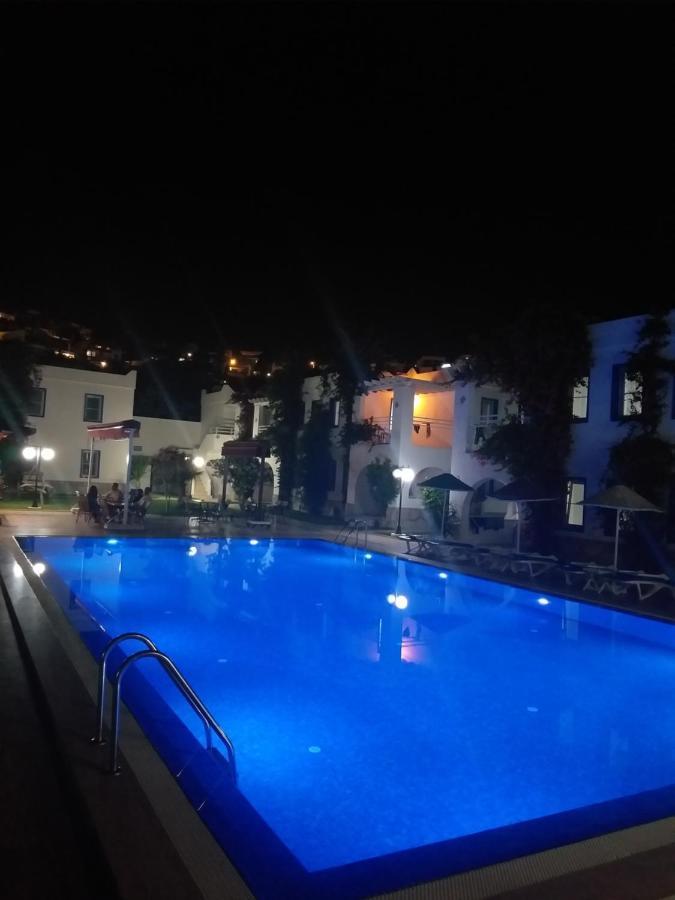 Paradise Apart Hotel Битез Екстериор снимка