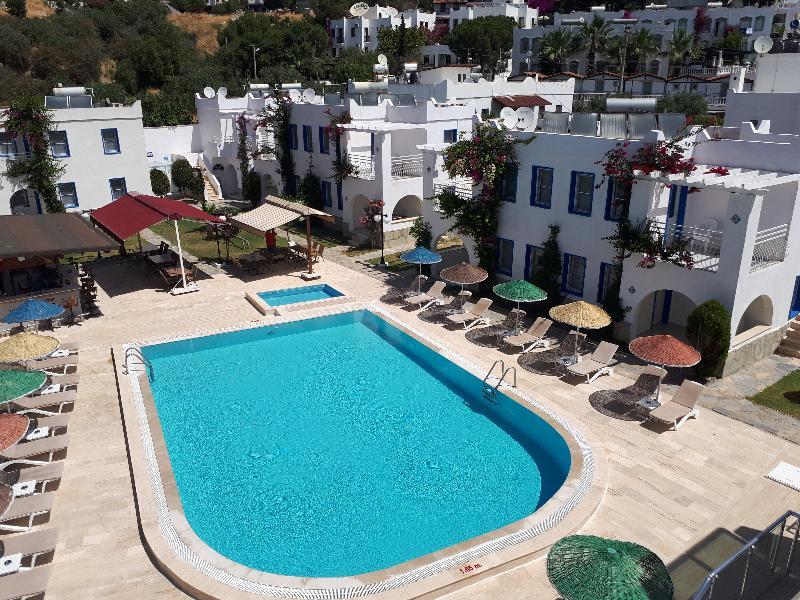 Paradise Apart Hotel Битез Екстериор снимка