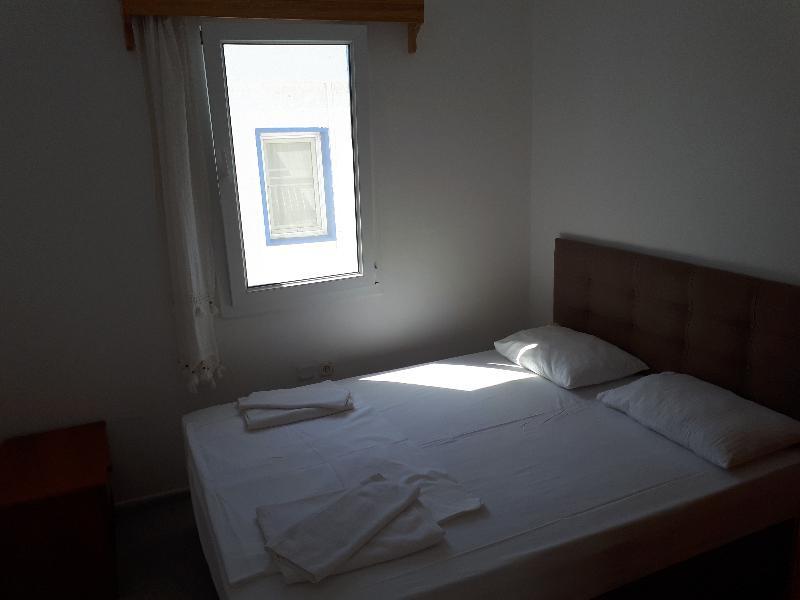 Paradise Apart Hotel Битез Екстериор снимка