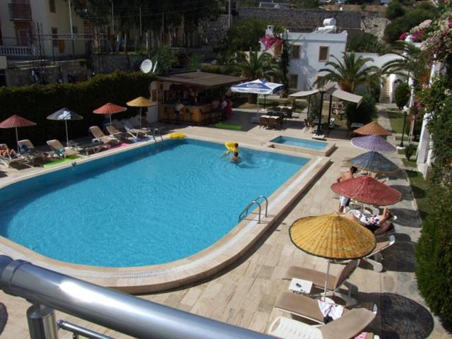 Paradise Apart Hotel Битез Екстериор снимка