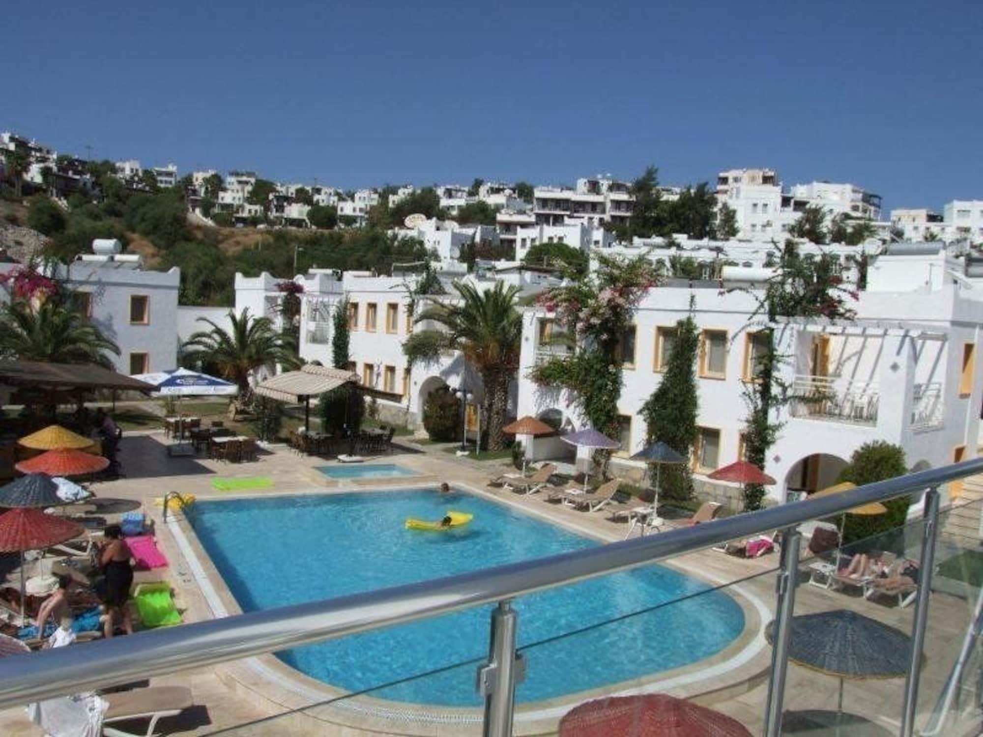 Paradise Apart Hotel Битез Екстериор снимка
